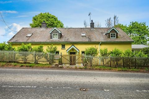 3 bedroom cottage for sale, Llanybydder SA40