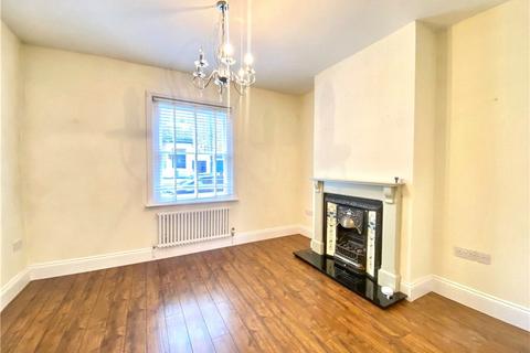 3 bedroom terraced house to rent, College Square, Stokesley