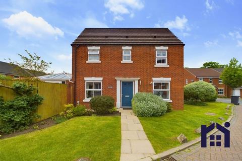 3 bedroom semi-detached house for sale, Parish Gardens, Leyland, PR25 3UT