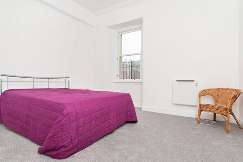 1 bedroom flat to rent, 53P – Nicolson Street, Edinburgh, EH8 9DH