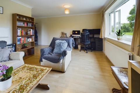 8, Muirfield Court Caxton Way, Haywards Heath, RH16 3TE