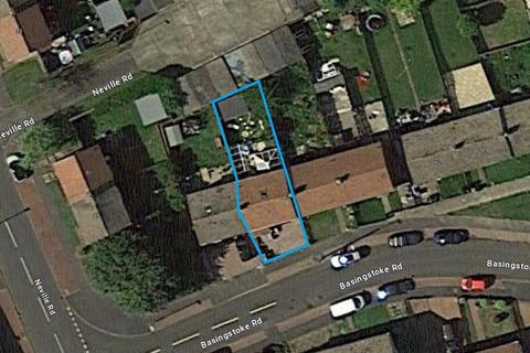 3 bedroom terraced house for sale, Basingstoke Road, Peterlee, Durham, SR8 2AW