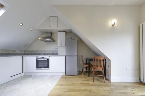 2 bedroom flat for sale, Westbere Road, London NW2