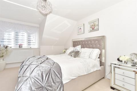 4 bedroom semi-detached house for sale, Sonning Crescent, Bognor Regis, West Sussex