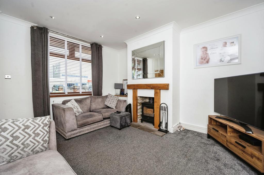 Park View, AshtonInMakerfield, WN4 5 bed semidetached house for sale