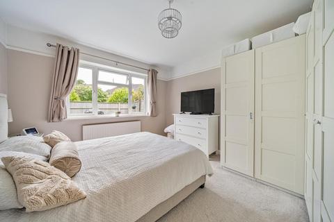 132 Cheston Avenue, Croydon, CR0 8DD