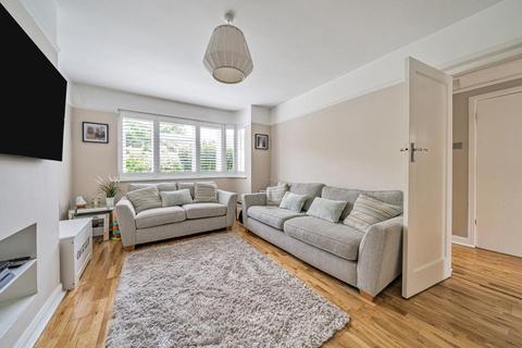 132 Cheston Avenue, Croydon, CR0 8DD