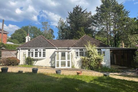 3 bedroom bungalow for sale, Busketts Way, Ashurst, Southampton, SO40