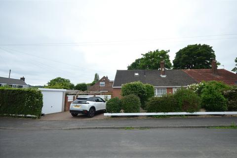 3 bedroom bungalow for sale, Parkfield Way, Mirfield, West Yorkshire, WF14