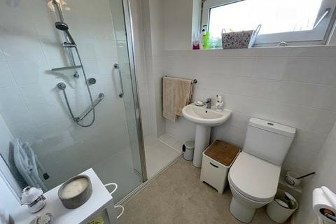 3 bedroom end of terrace house for sale, Chaucer Drive, Aylesbury