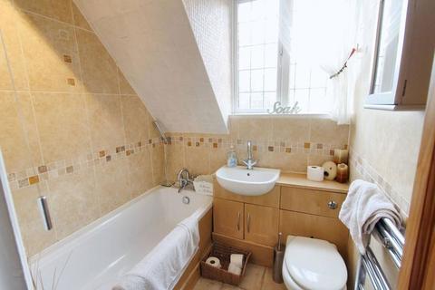426 Cannock Road, Wolverhampton, WV10 0RF