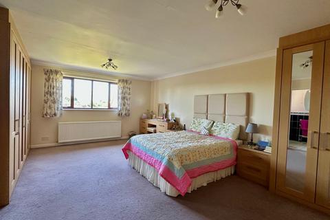 Antioch, 6 Lighthouse Road, St Margarets Bay, Dover, CT15 6EJ