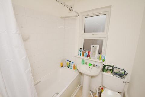 4 bedroom terraced house to rent, Rippingham Road, Manchester M20