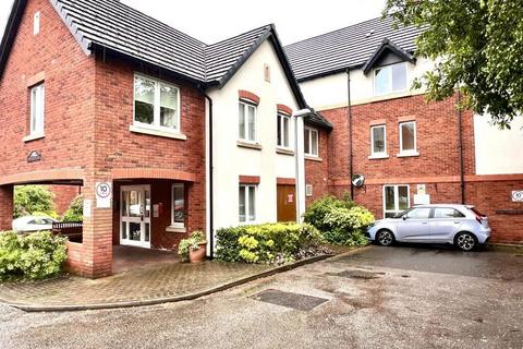 1 bedroom flat for sale, Sandhurst Street, Oadby, Leicester, Leicestershire, LE2 5AS