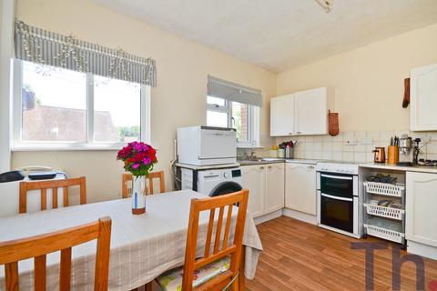 1 bedroom flat for sale, Quarry View Court, Newport PO30