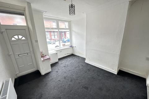 2 bedroom terraced house to rent, Ratcliffe Street, Manchester, M19