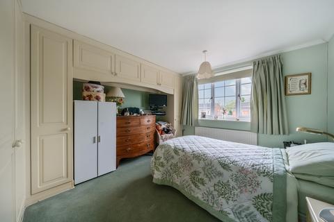 3 bedroom semi-detached house for sale, Buckingham, Buckingham MK18