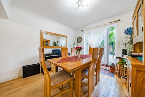 65 Linkway, London, SW20 9AX