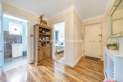 31 Harleyford, Bromley, BR1 3HW