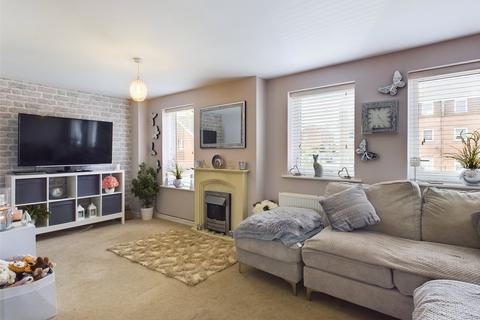 4 bedroom end of terrace house for sale, Marlstone Close, Gloucester, Gloucestershire, GL4