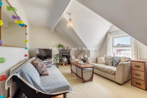 1 bedroom flat to rent, Lucien Road Tooting SW17