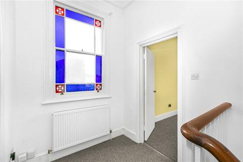 1 bedroom apartment to rent, Birkbeck Road, London, W3