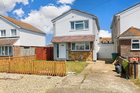 3 bedroom detached house for sale, Williamson Road, Lydd-On-Sea, Kent