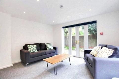 Property to rent, Shetland Court, Worthing, West Sussex, BN13
