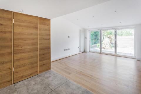 undefined, Pewley Way, Guildford GU1