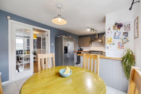 164 Barlanark Road, Glasgow, G33 4UW