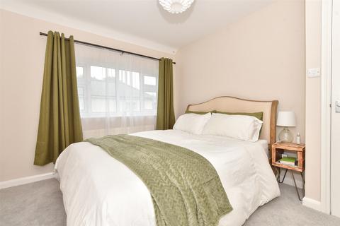 4 Astor Road, Broadstairs, CT10 3BB