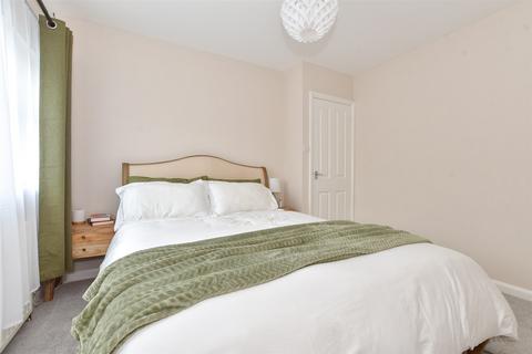 4 Astor Road, Broadstairs, CT10 3BB