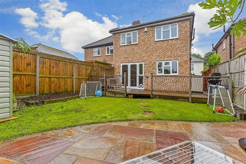 4 Astor Road, Broadstairs, CT10 3BB