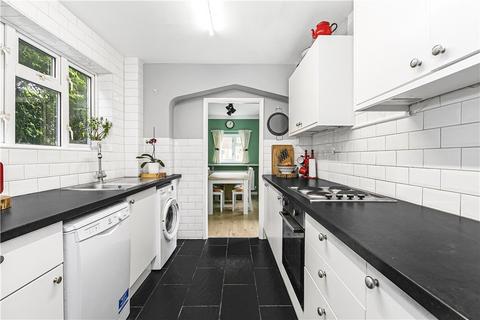 86 Bond Street, Englefield Green, Egham, TW20 0PX
