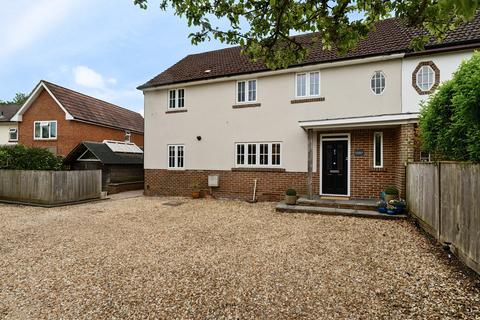 4 bedroom semi-detached house for sale, Routs Way, Rownhams, Southampton, Hampshire, SO16