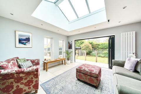 4 bedroom semi-detached house for sale, Routs Way, Rownhams, Southampton, Hampshire, SO16
