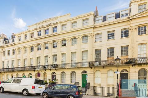 1 bedroom apartment to rent, Oriental Place, Brighton, BN1