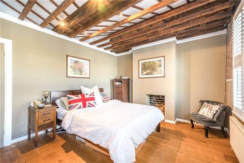 28 Strickland Street, London, SE8 4JB