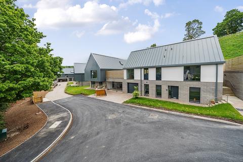 3 bedroom detached house for sale, Elizabeth Penton Way, Bampton, Tiverton, Devon, EX16
