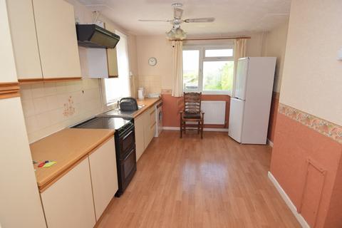 16 Finnis Road, Amesbury, Salisbury, SP4 7NL