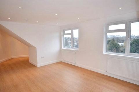 2 bedroom flat to rent, Preston Road, Harrow, HA3