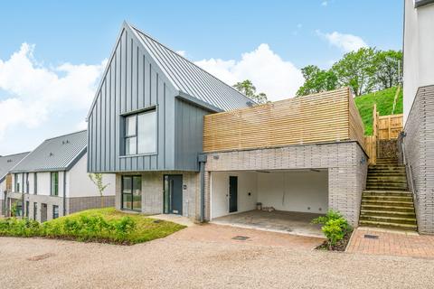 4 bedroom detached house for sale, Elizabeth Penton Way, Bampton, Tiverton, Devon, EX16