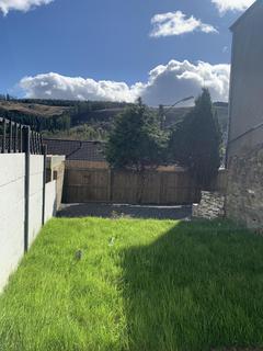 2 bedroom end of terrace house to rent, Clydach Road, ,