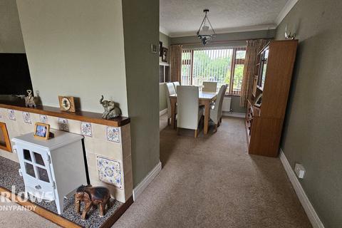 20 Ashdale Road, Tonypandy, CF40 1RT