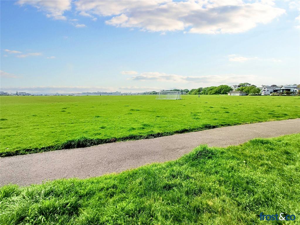 Whitecliff Park