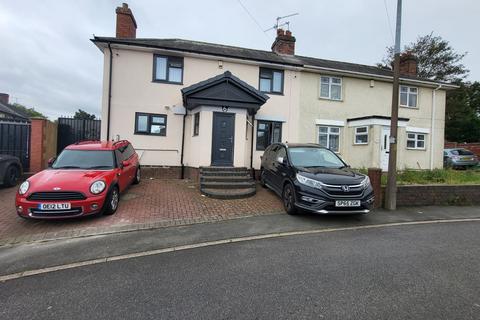 3 bedroom semi-detached house to rent, Parkhead Crescent, Dudley DY2