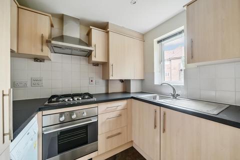 2 bedroom flat for sale, High Wycombe,  Buckinghamshire,  HP13