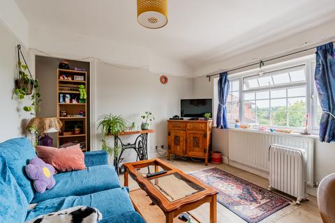 129b Shirehampton Road, Bristol, BS9 2EA