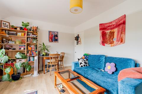 129b Shirehampton Road, Bristol, BS9 2EA