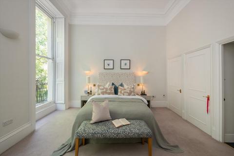 3 bedroom flat for sale, Montagu Square, Marylebone, W1H